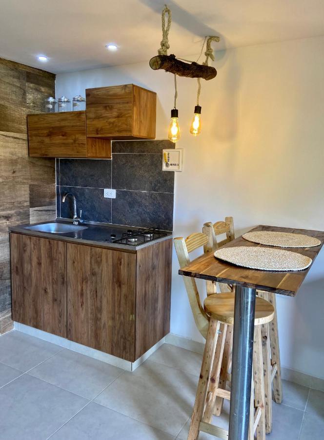 Cabanas Con Jacuzzi Y Chimenea - Casa Floral, Marinilla Ngoại thất bức ảnh